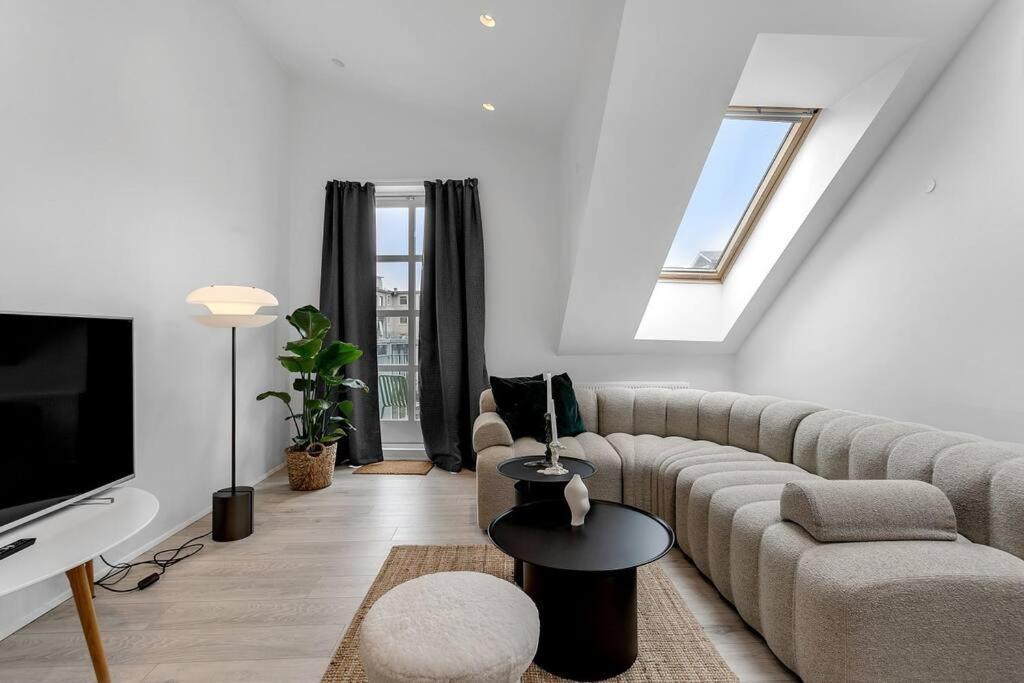 Luxury Penthous - 3 Bedroom - 2 Bath - Freeparking - Downtown Reykjavík Eksteriør bilde