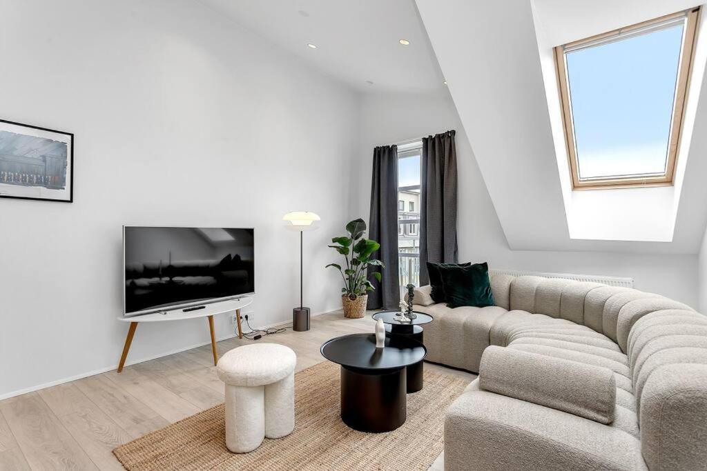 Luxury Penthous - 3 Bedroom - 2 Bath - Freeparking - Downtown Reykjavík Eksteriør bilde