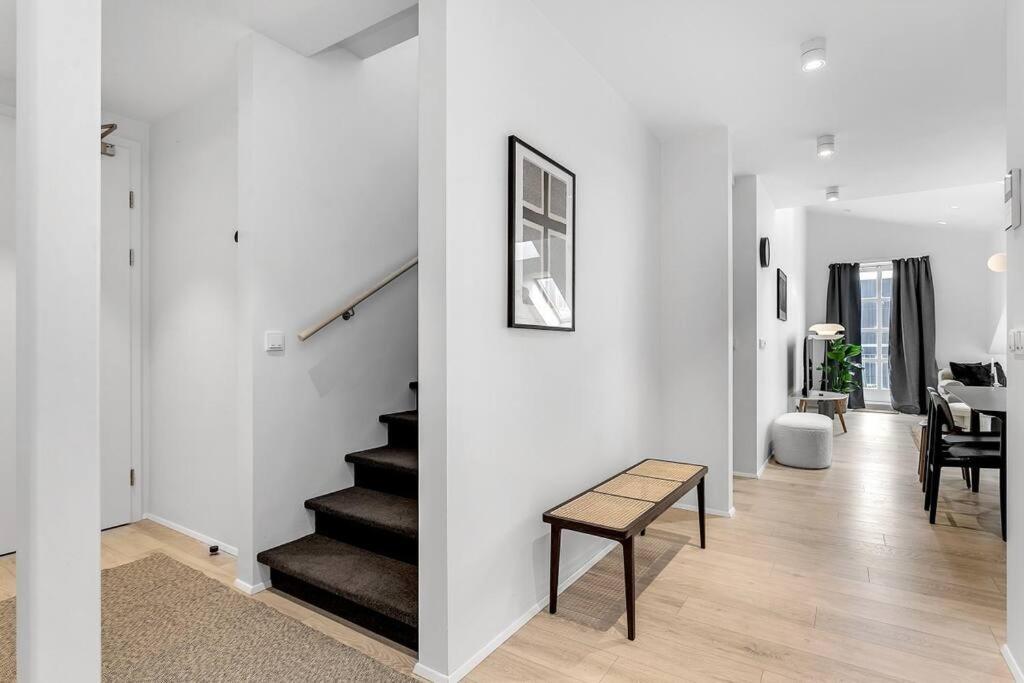 Luxury Penthous - 3 Bedroom - 2 Bath - Freeparking - Downtown Reykjavík Eksteriør bilde