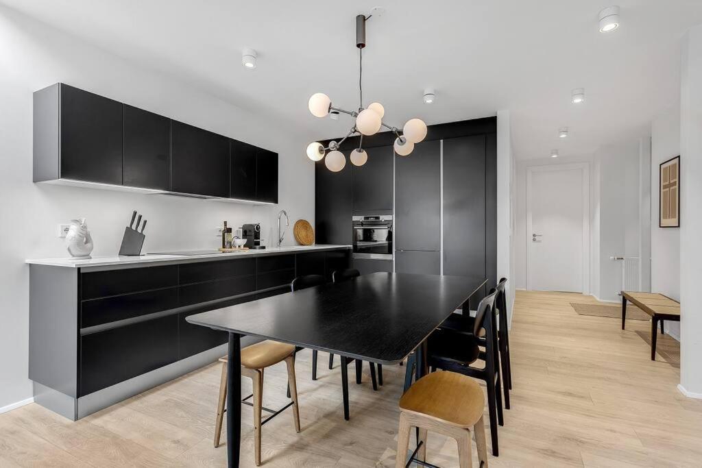 Luxury Penthous - 3 Bedroom - 2 Bath - Freeparking - Downtown Reykjavík Eksteriør bilde